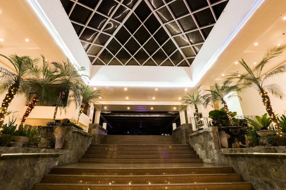The Lake Hotel Tagaytay Tagaytay City Екстер'єр фото