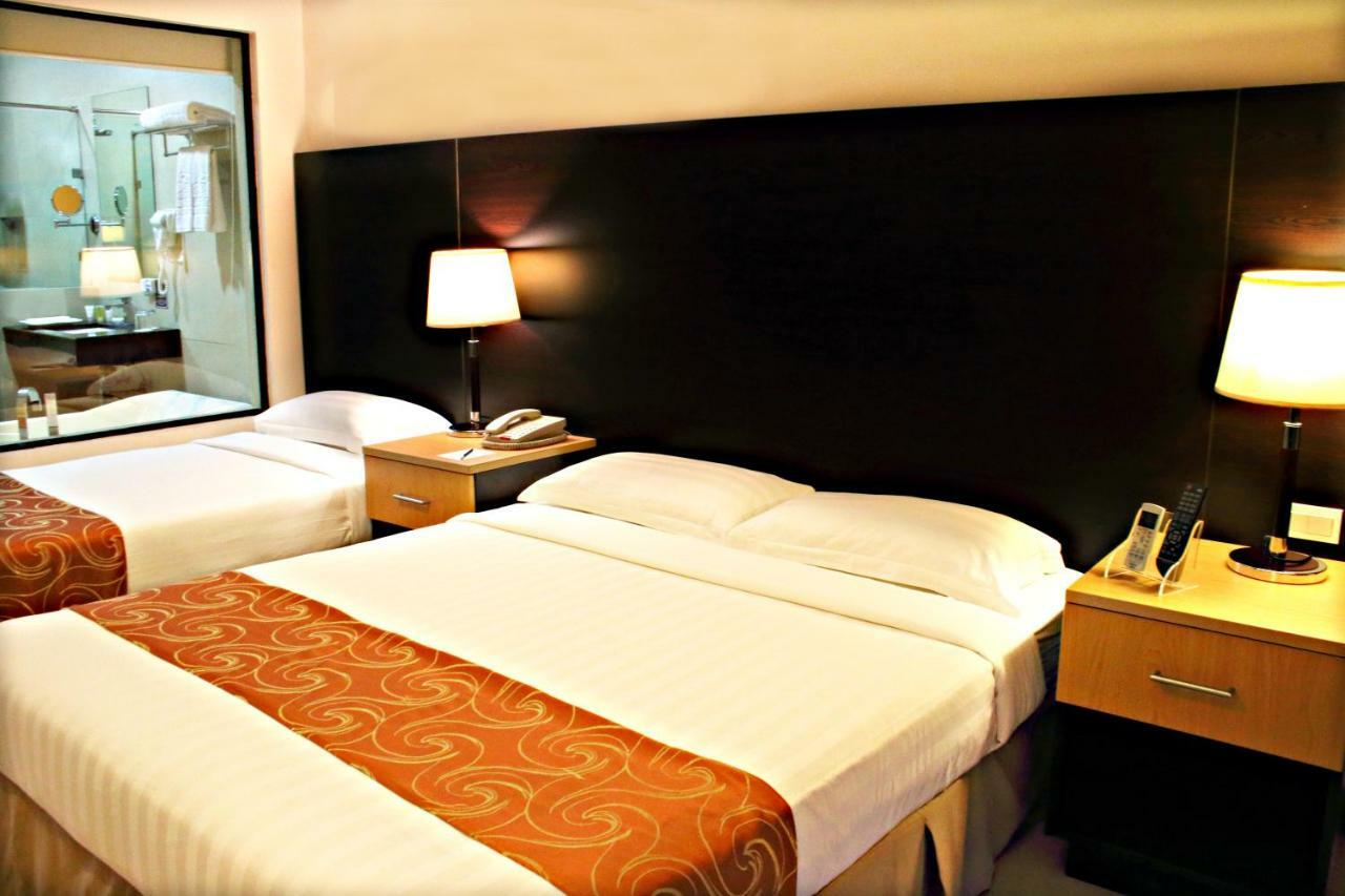 The Lake Hotel Tagaytay Tagaytay City Екстер'єр фото