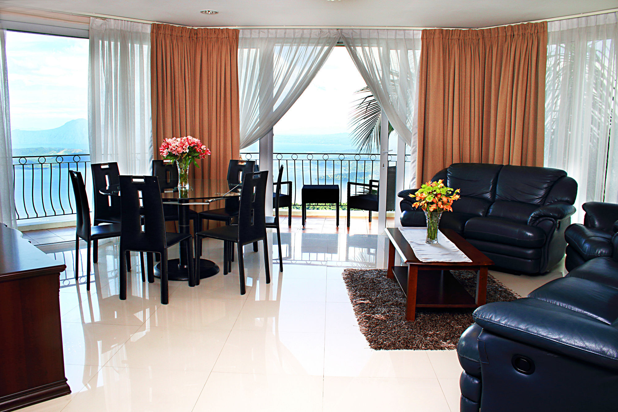 The Lake Hotel Tagaytay Tagaytay City Екстер'єр фото