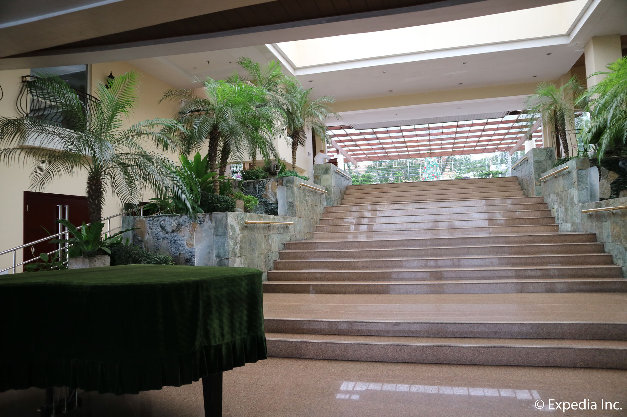 The Lake Hotel Tagaytay Tagaytay City Екстер'єр фото