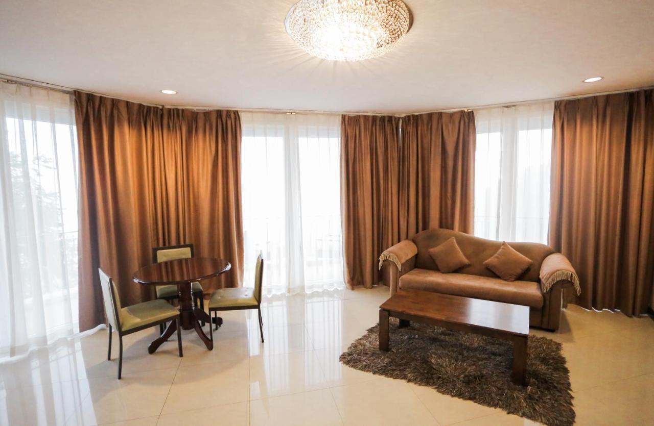 The Lake Hotel Tagaytay Tagaytay City Екстер'єр фото